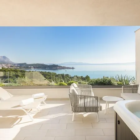 Aminess Laurel Khalani 5*