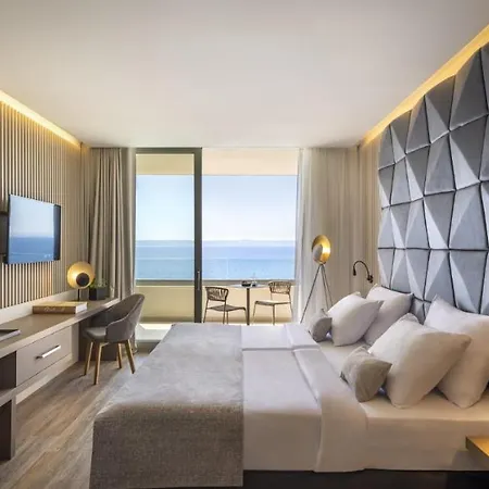 Aminess Laurel Khalani 5*