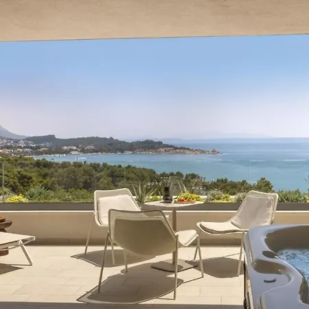 Aminess Laurel Khalani