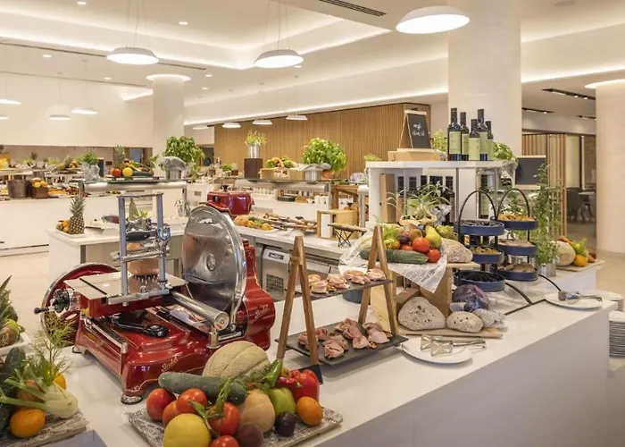 Aminess Laurel Khalani