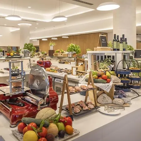 Aminess Laurel Khalani